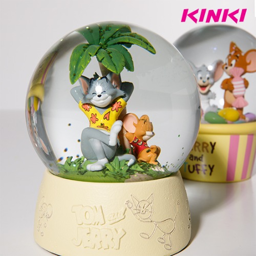TOM AND JERRY - TROPICAL OASIS SNOWGLOBE